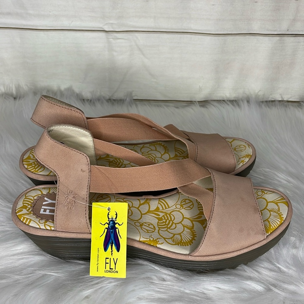 Fly London Women’s Nude Pink Sandals